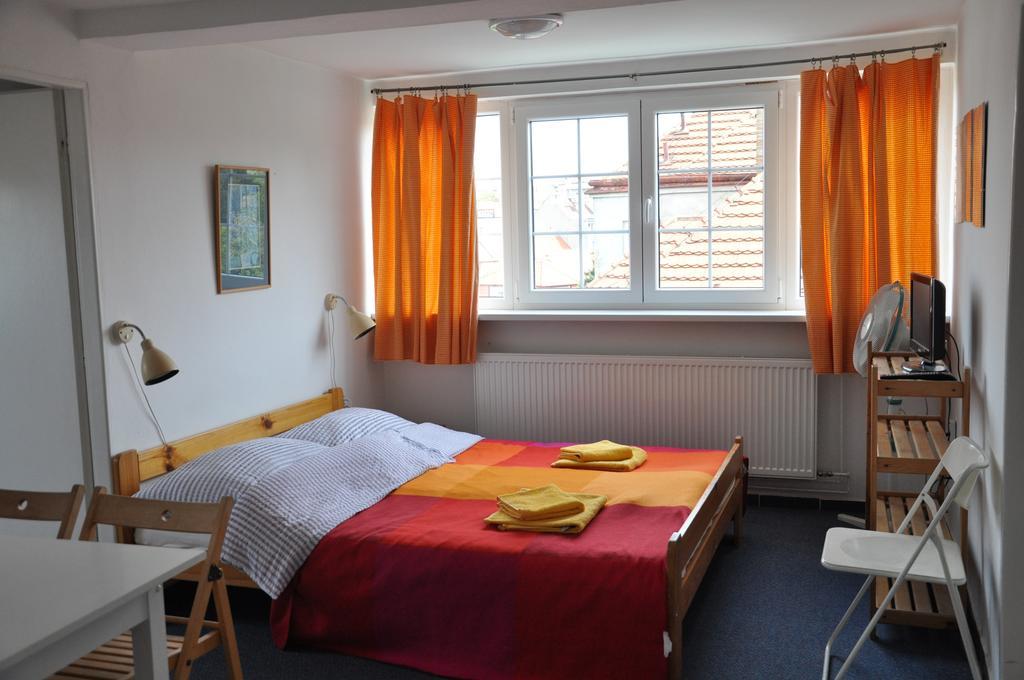 Lida Guest House Prague Room photo